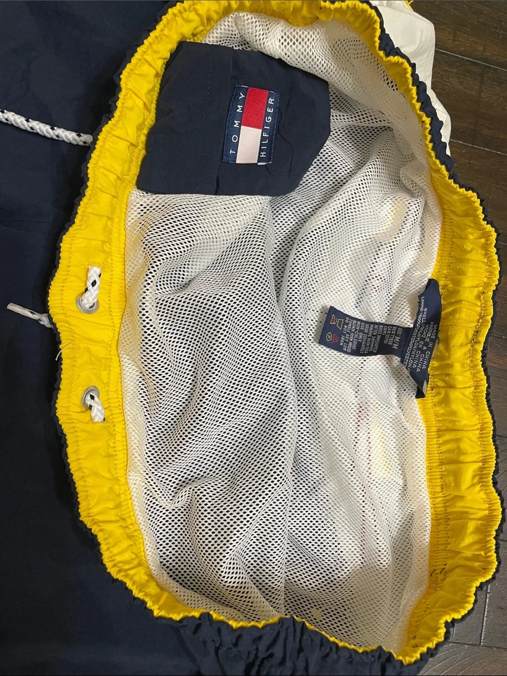 Vintage Tommy Hilfiger Sailing Gear Men’s Swim Trunks Shorts Size M